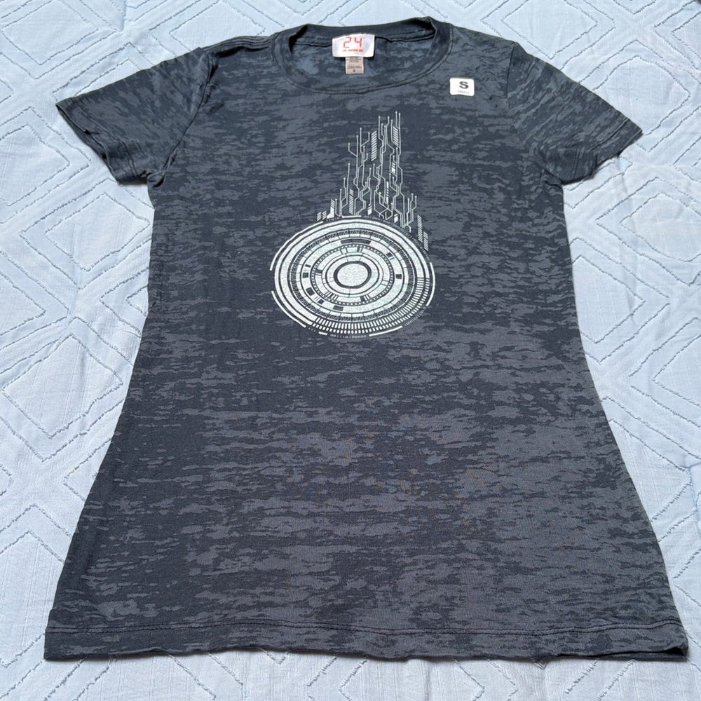 Gray Graphic T-Shirt with Circular Design